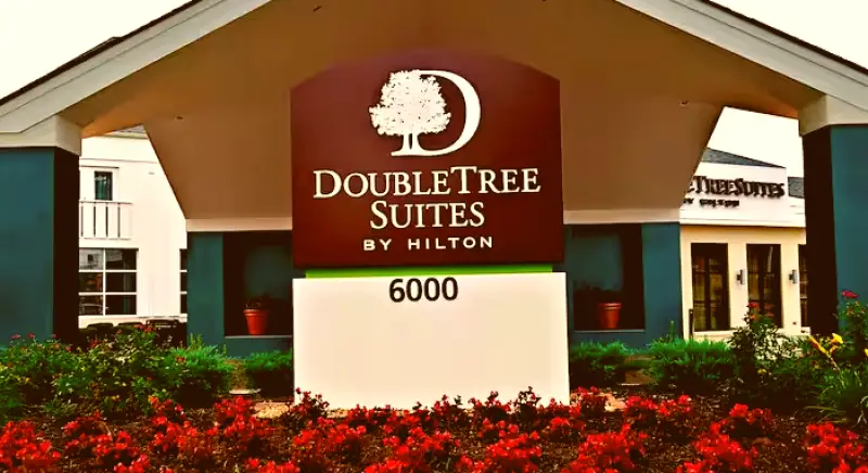 DoubleTree Suites Banner