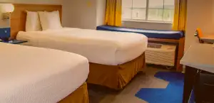 Microtel Inn & Suites